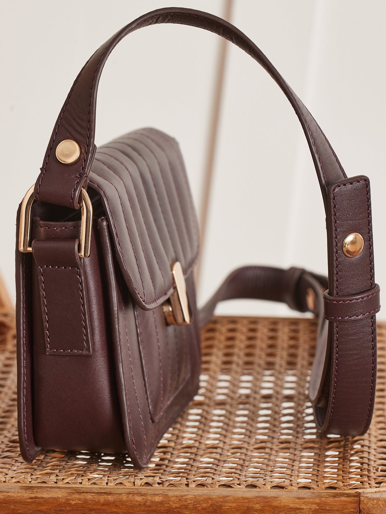 Women's quilted leather saddle bag - The Cyrillus Small Leather Goods Collection