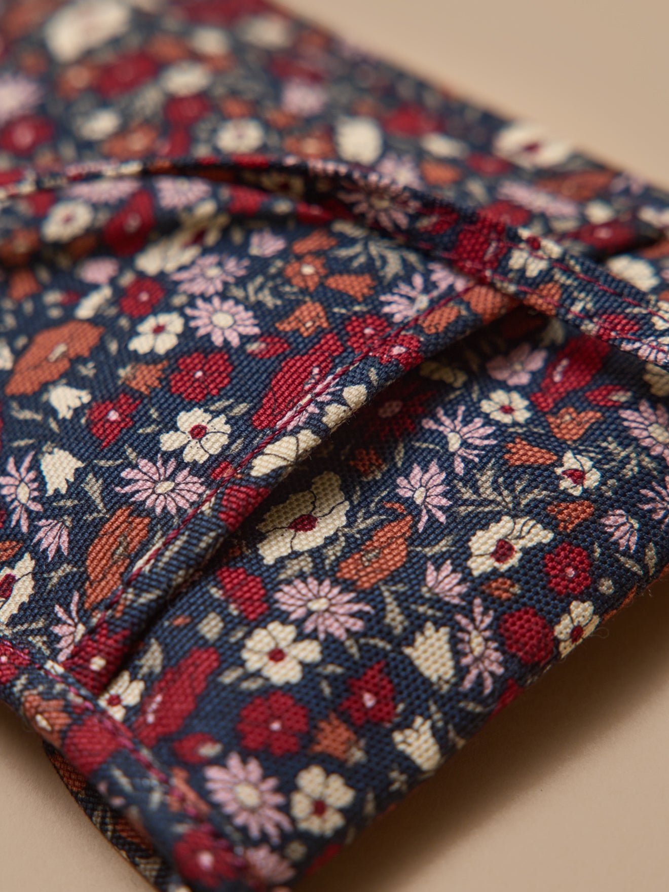 Pochette téléphone Petal&Daisy - Made with Liberty Fabrics