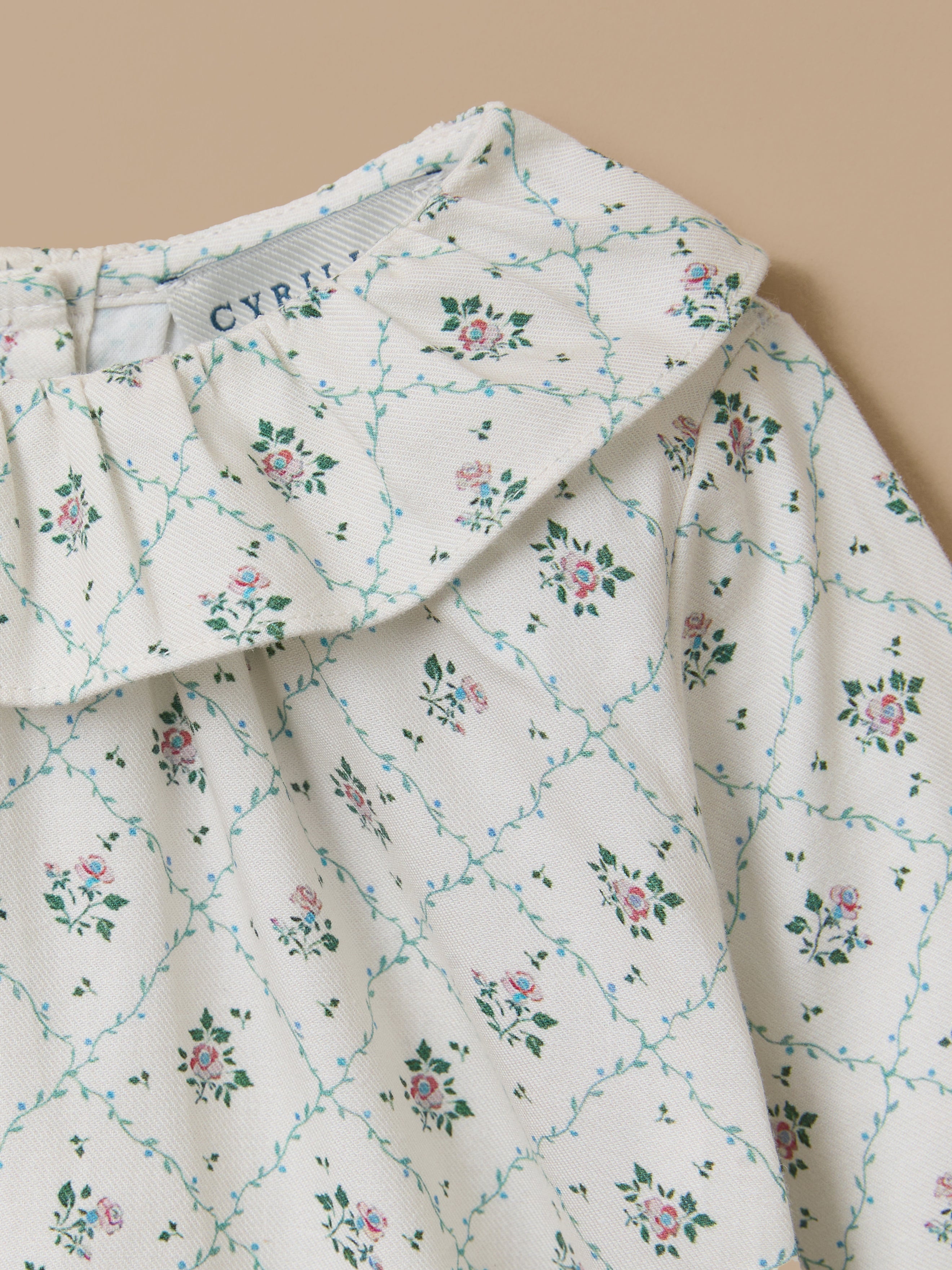 Printed blouse with ruffled collar, baby