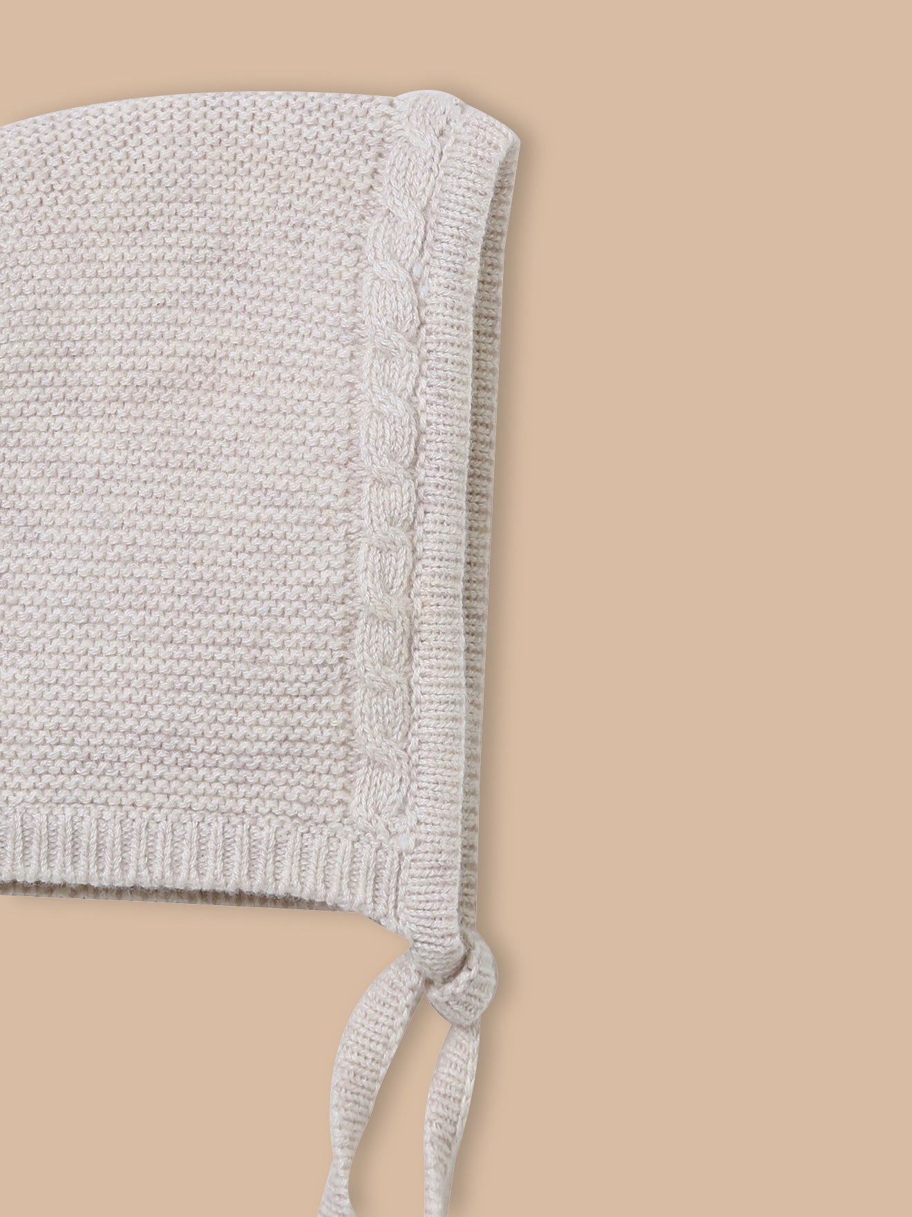 Baby's cotton and wool newborn hat