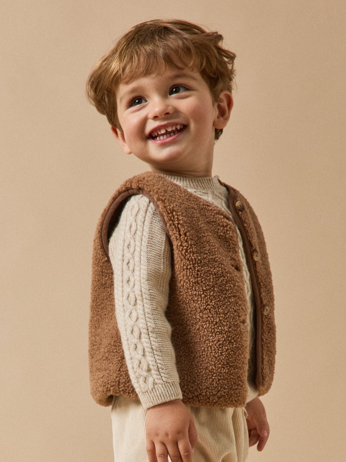 Baby's sleeveless sherpa jacket