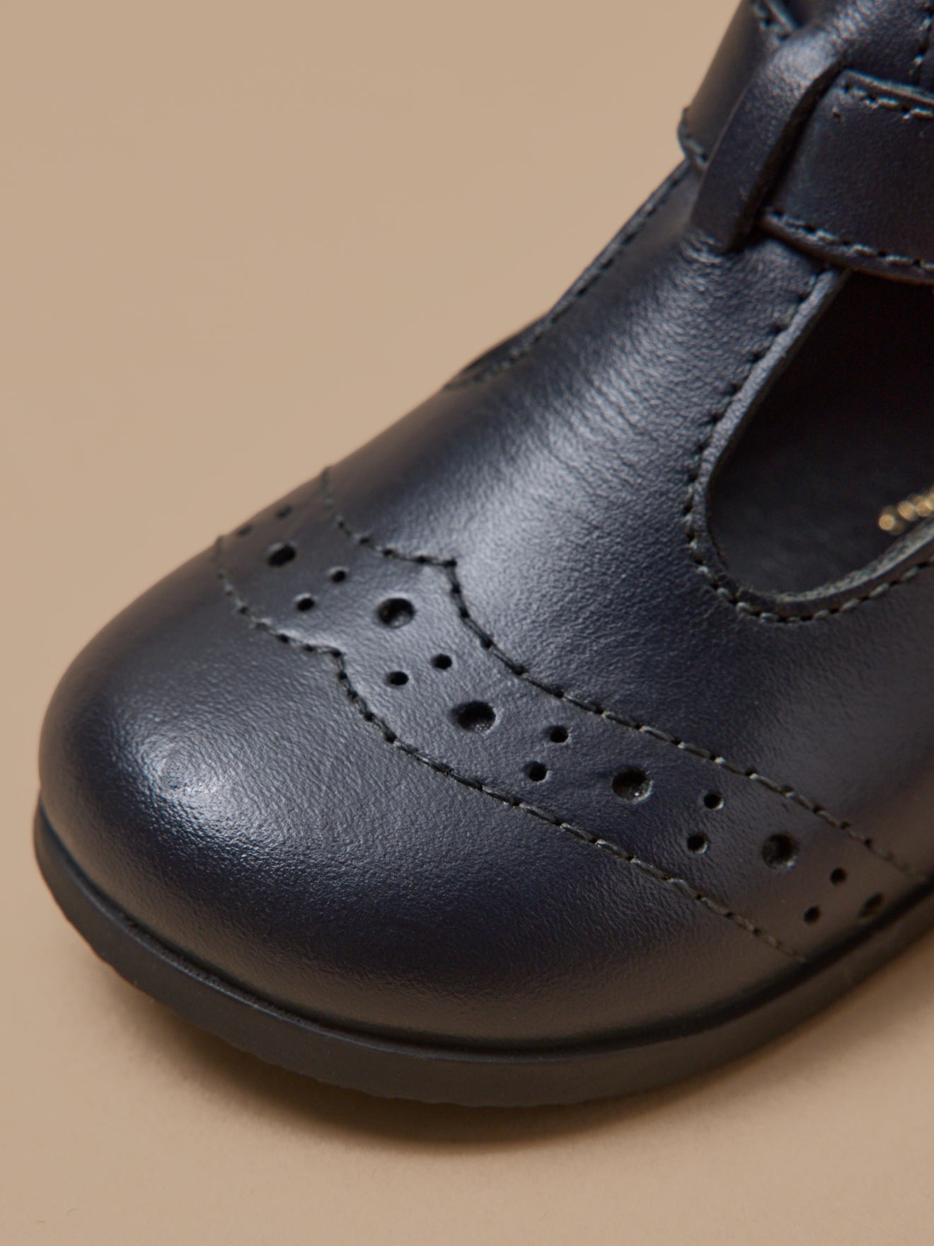 Baby's leather T-strap shoes