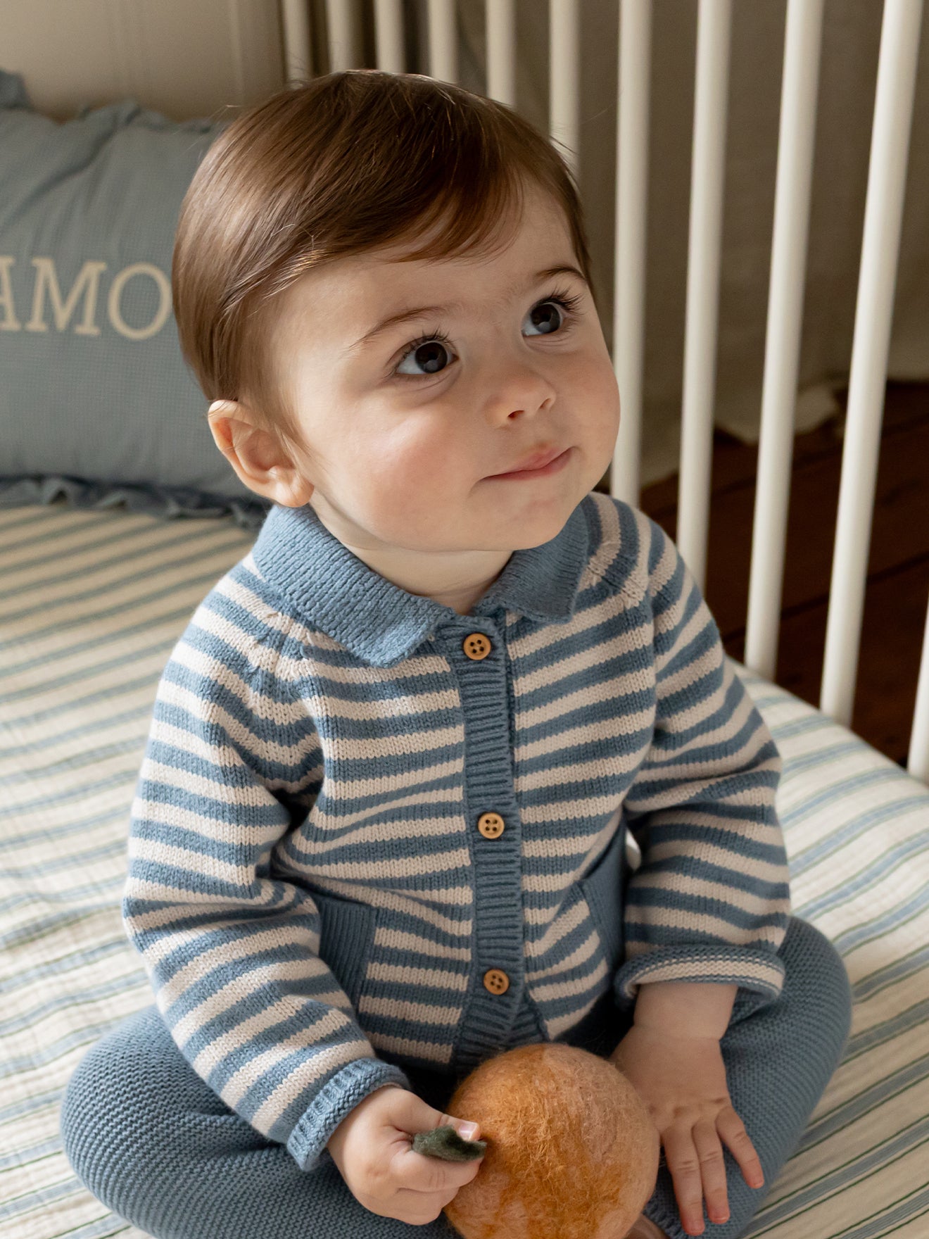 Ensemble en tricot rayé Bébé