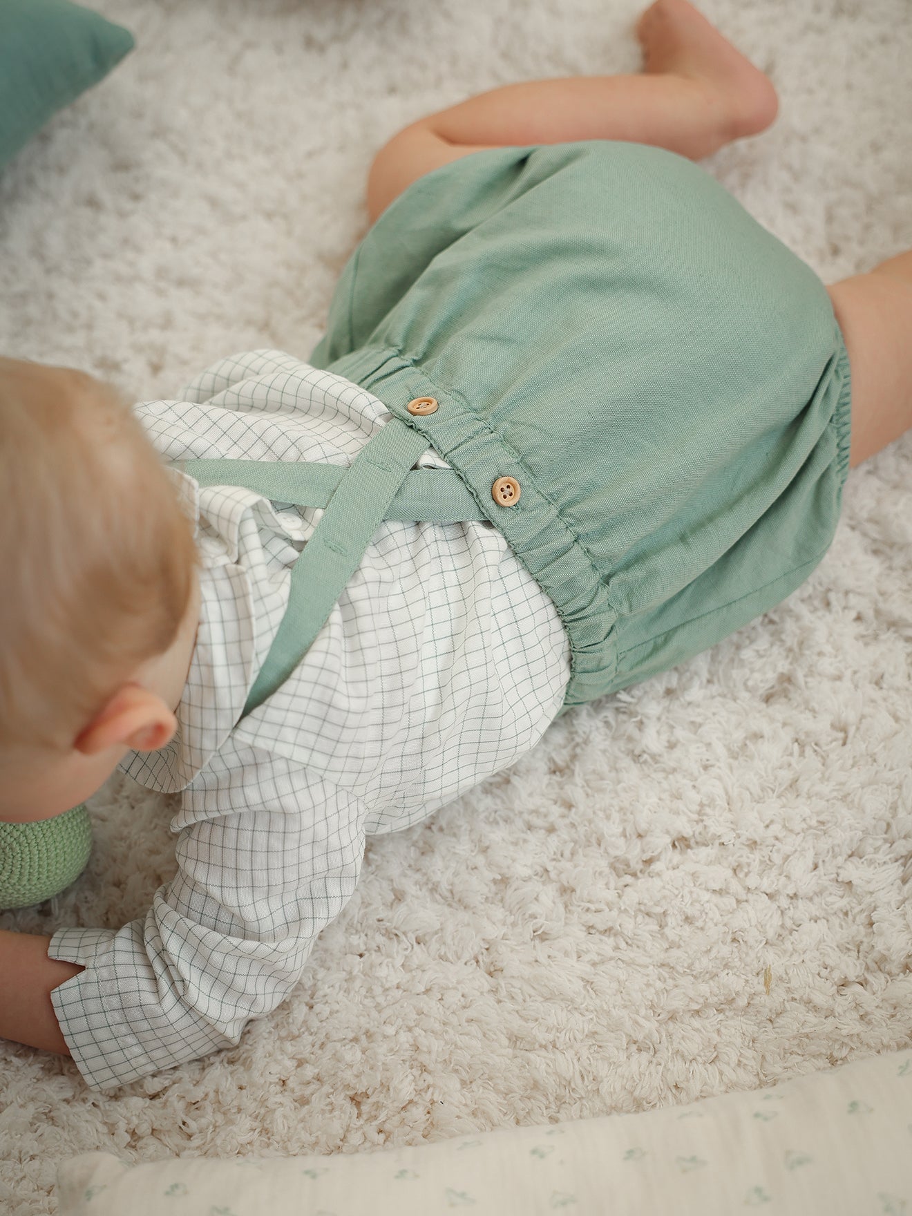 Baby's linen and cotton bloomers