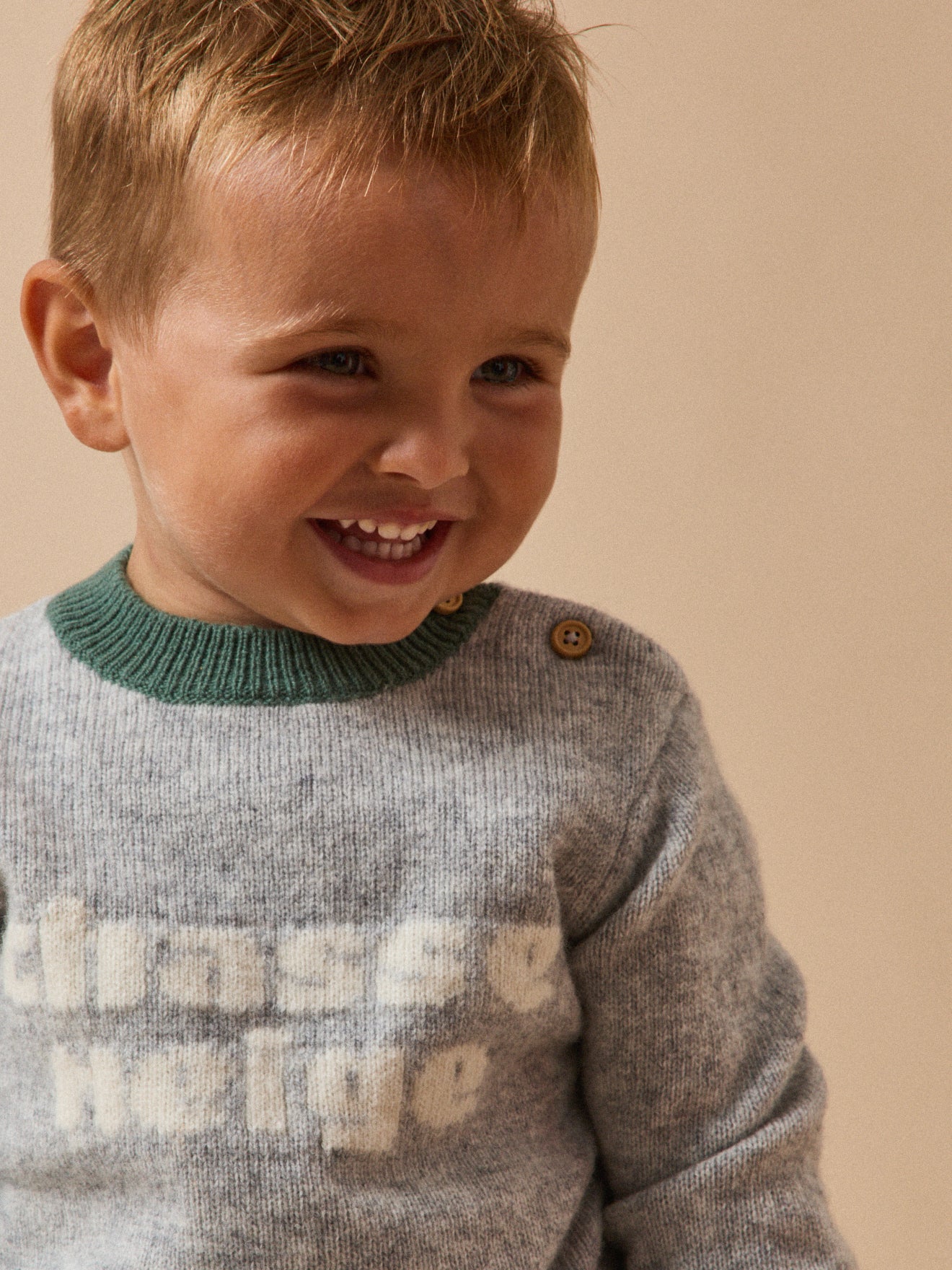 Baby's wool bear sweater