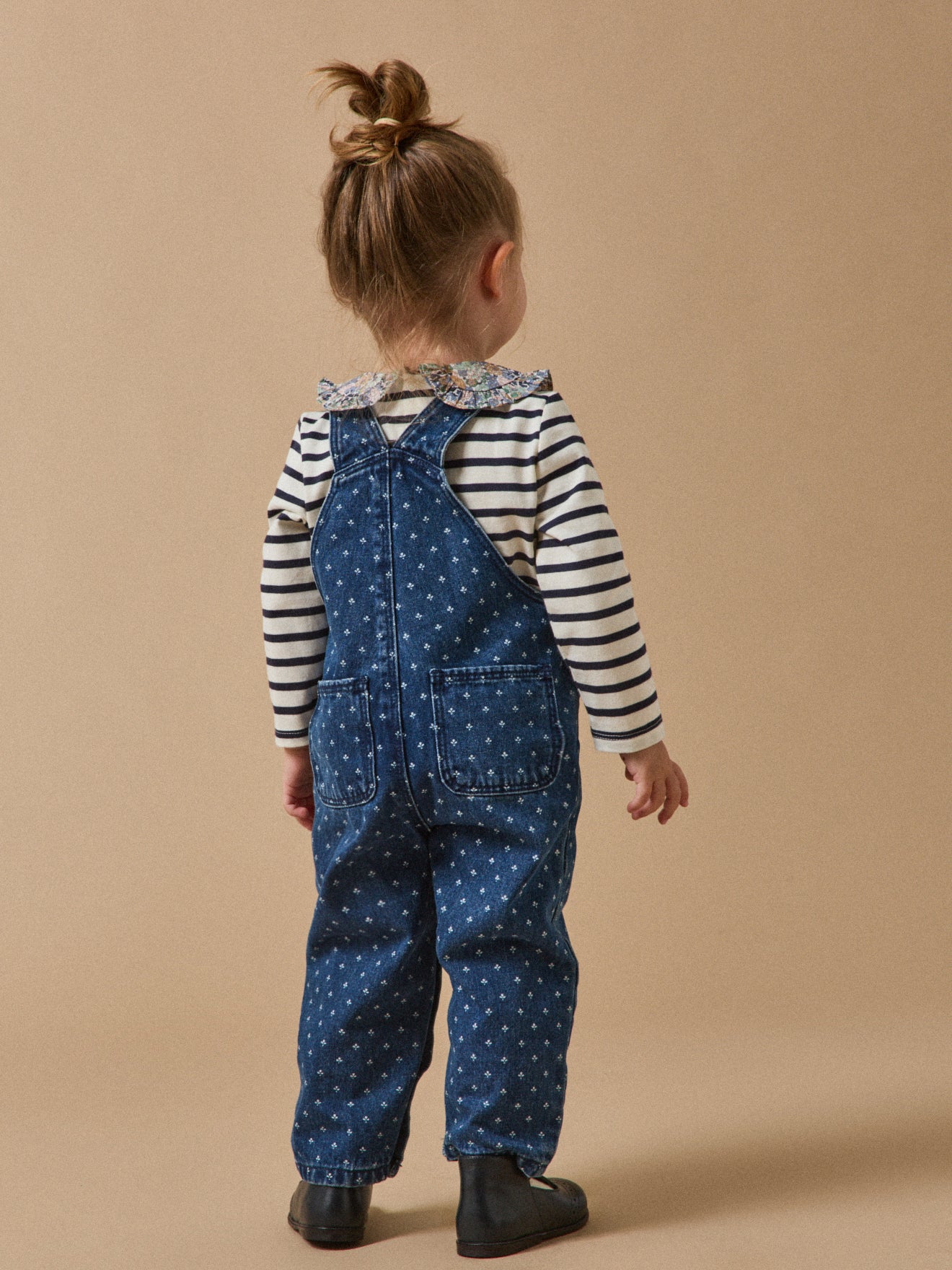 Baby's printed denim overalls