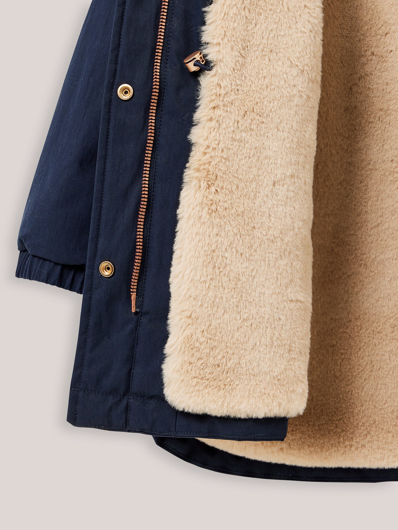 Girl's parka with faux-fur lining
