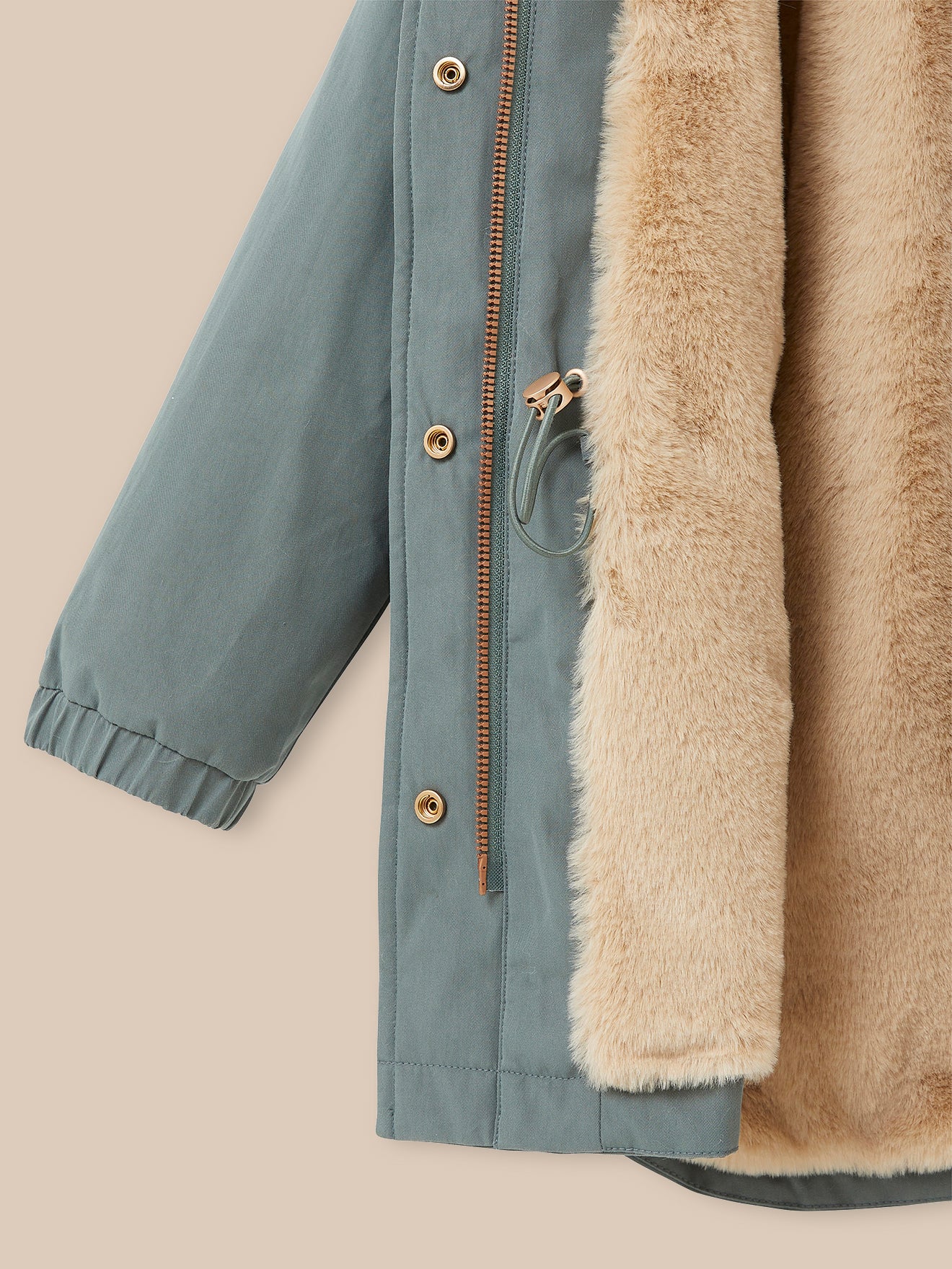 Girl's parka with faux-fur lining