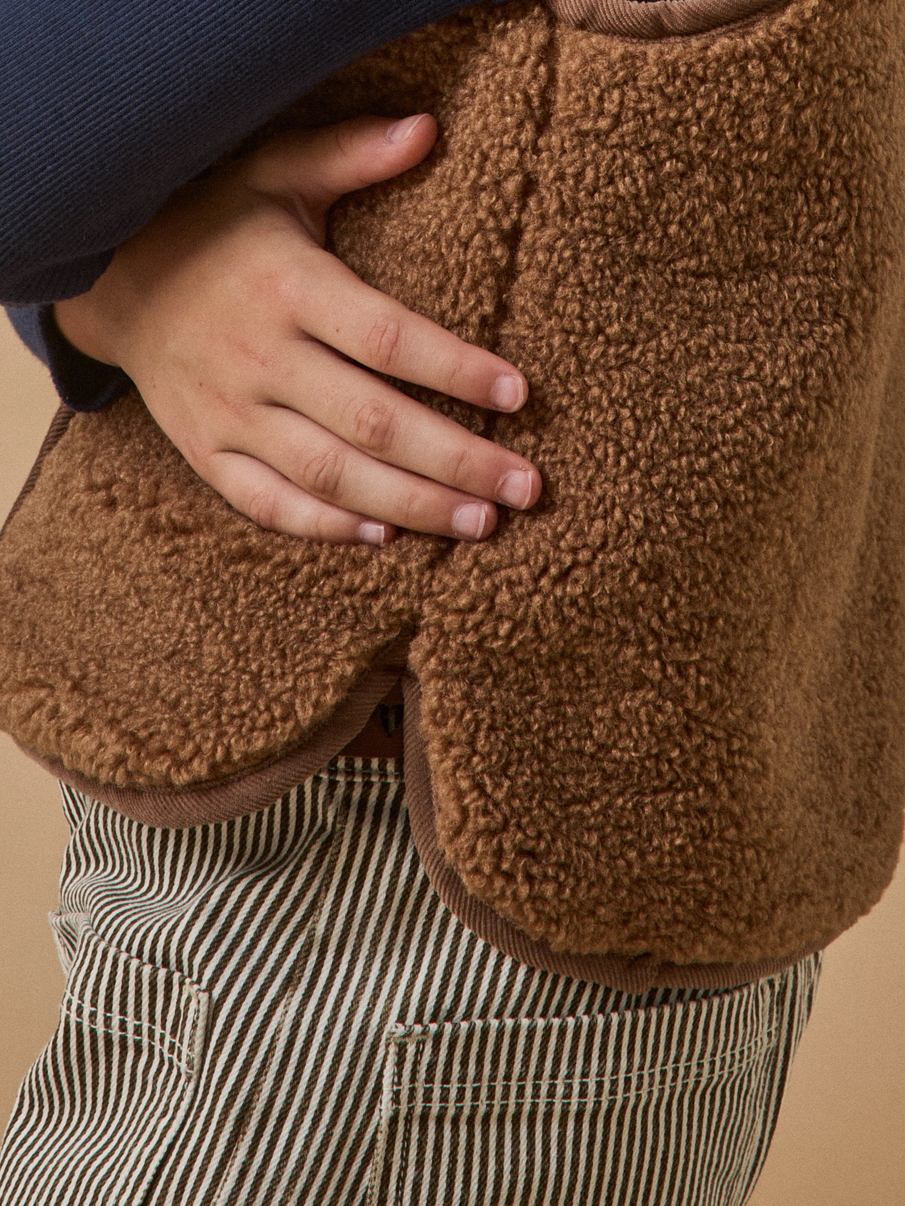 Girl's sherpa sleeveless jacket