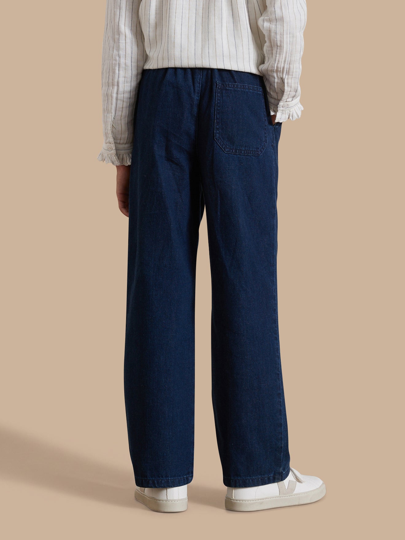Girl's wide-leg trousers made with lightweight denim