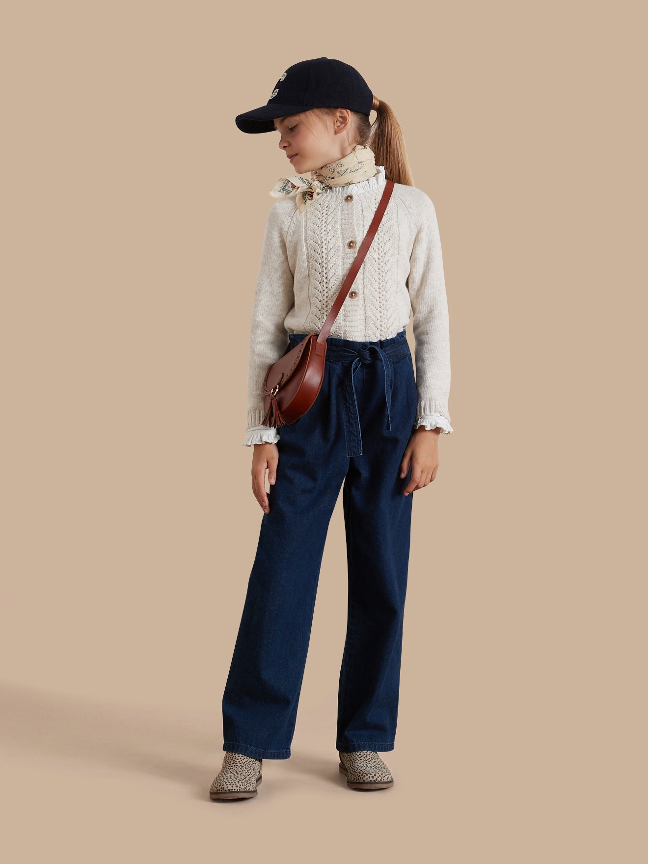 Girl's wide-leg trousers made with lightweight denim