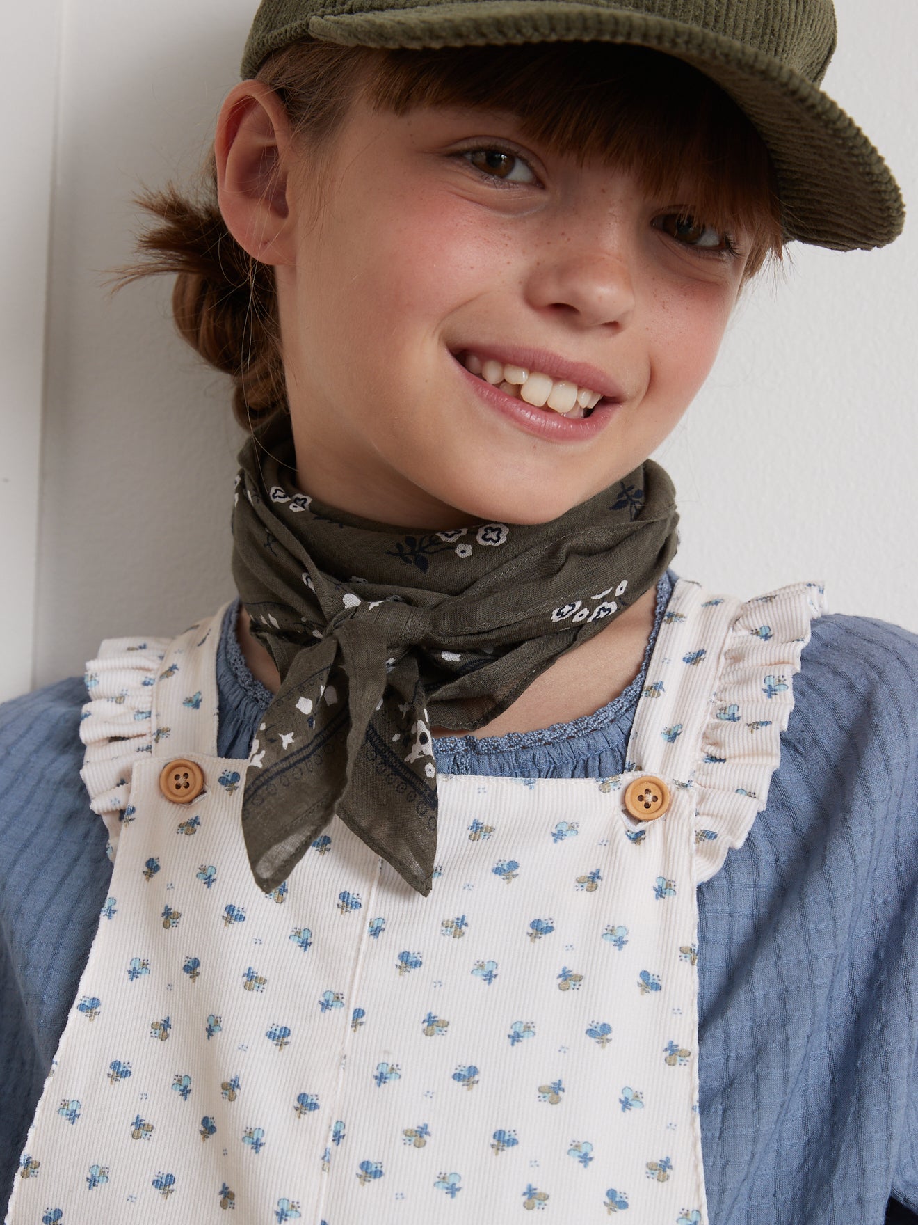 Girl's Emily-print corduroy dungarees