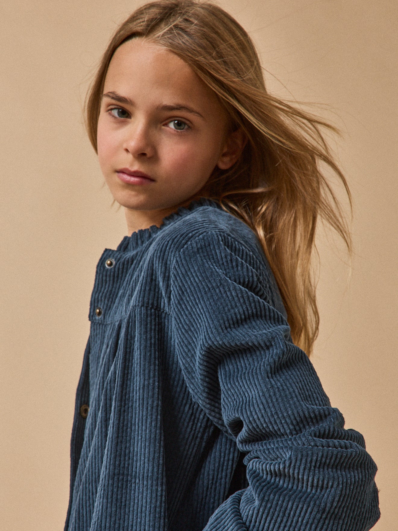 Girl's crinkled velour shirt-dress