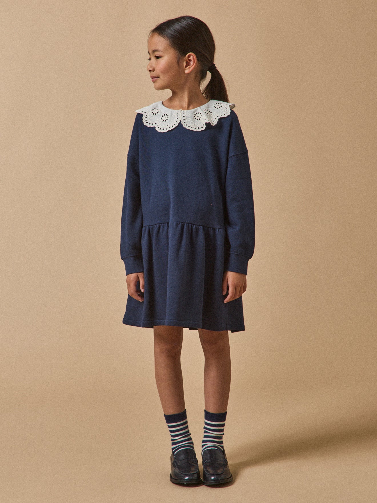 Organic cotton dress with large collar