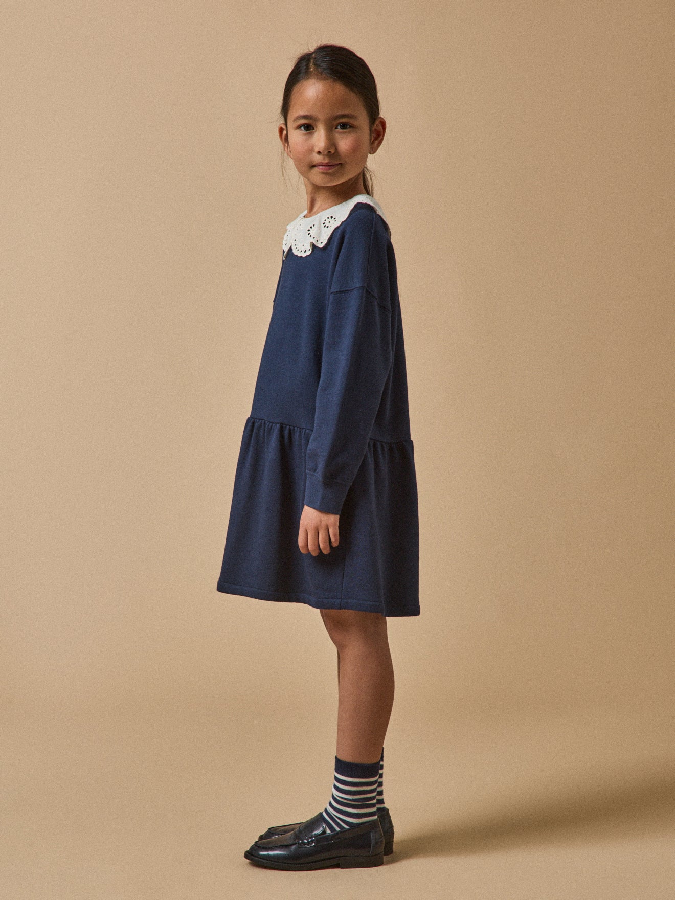 Organic cotton dress with large collar