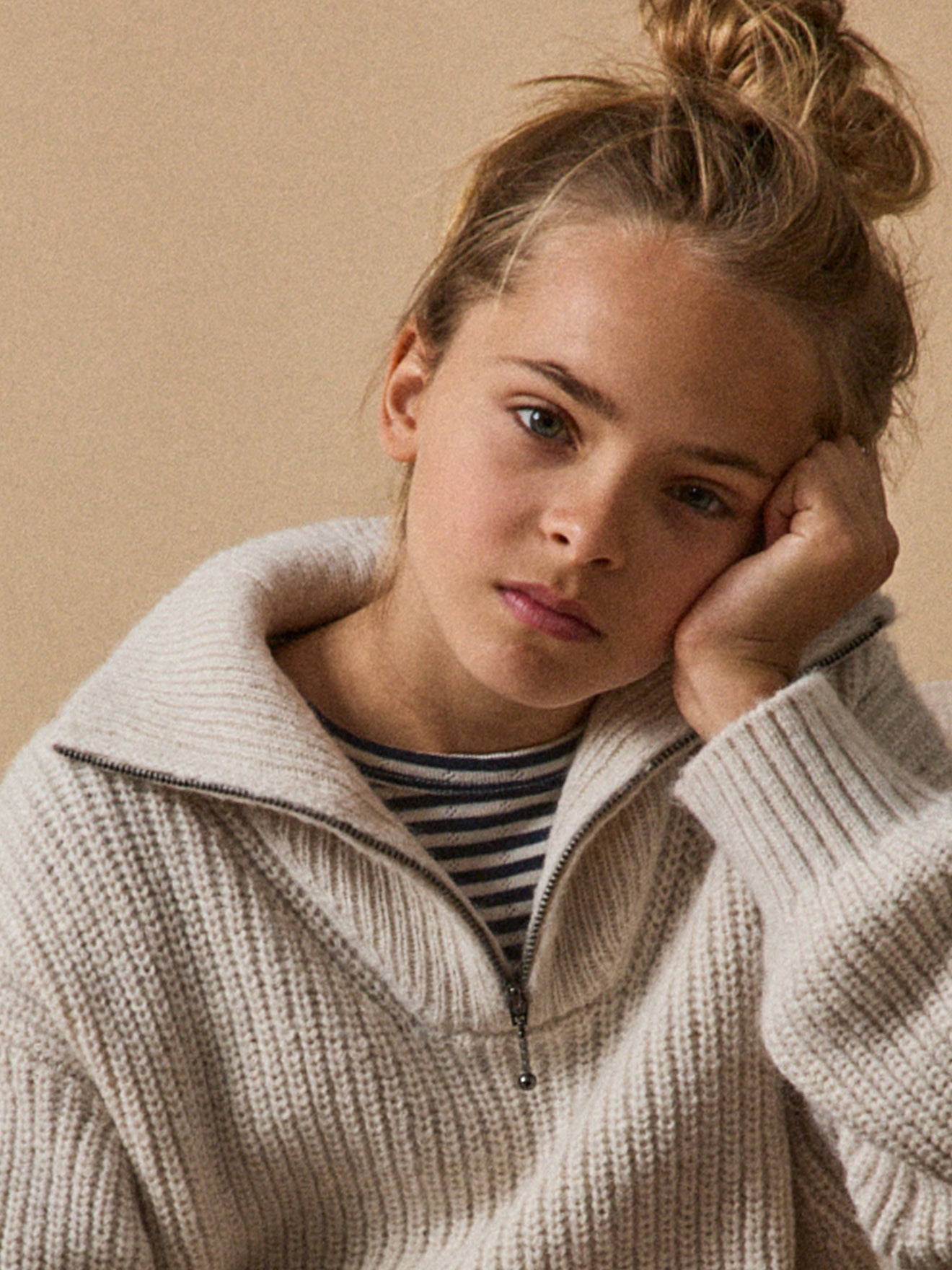 Girl's high-neck sweater
