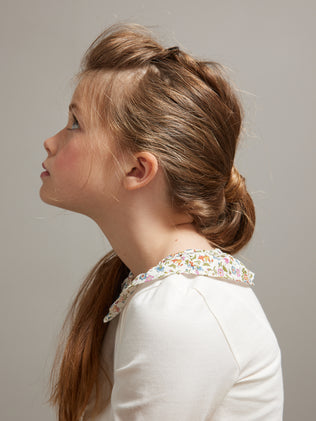 Girl's organic cotton T-shirt, collar made with Liberty fabric