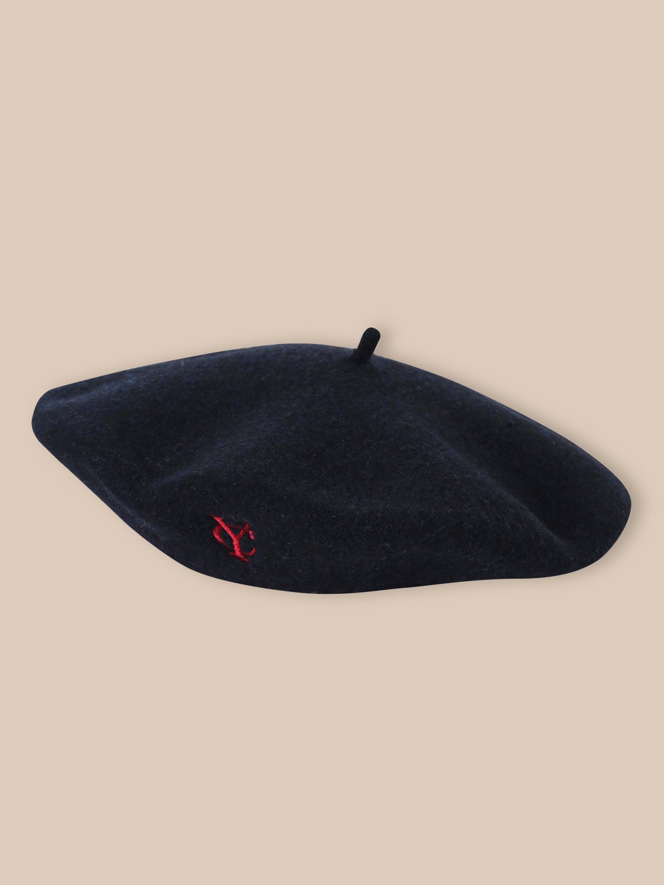 Chapeau femme, type béret, en feutre de laine, rouge, T 56 - Les Ateliers d'Art