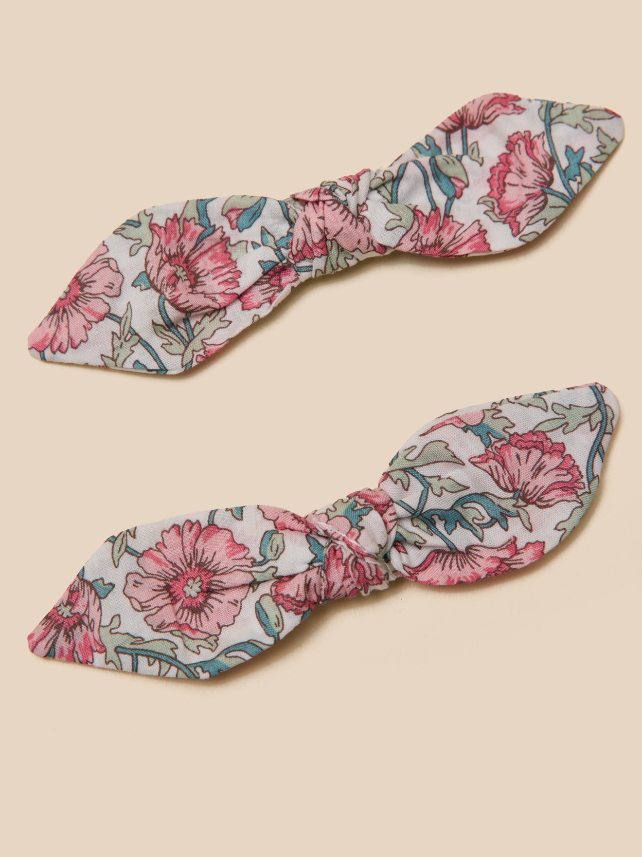 Girl's set of 2 bow hair clips made with Liberty fabric