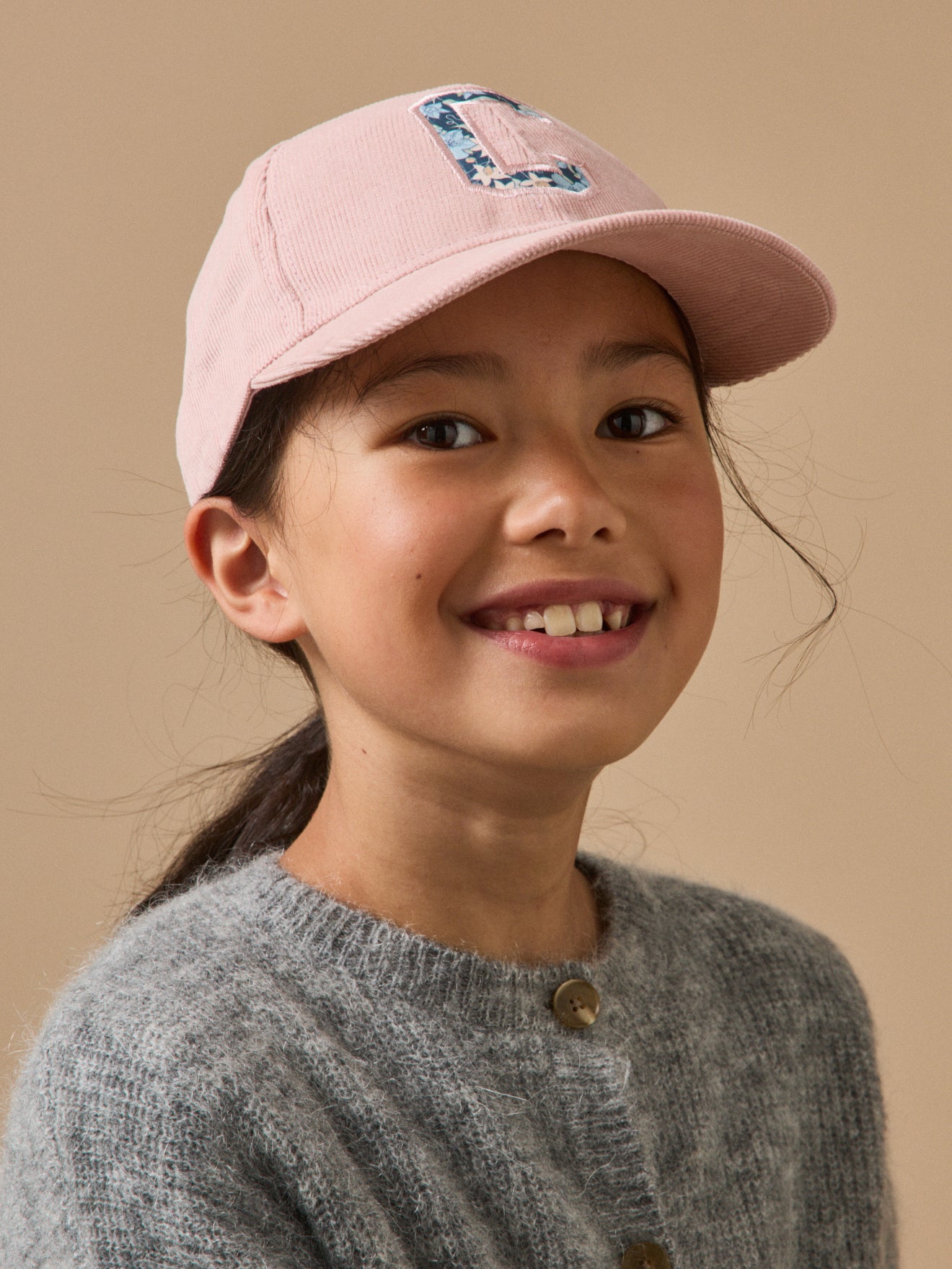 Girl's corduroy cap