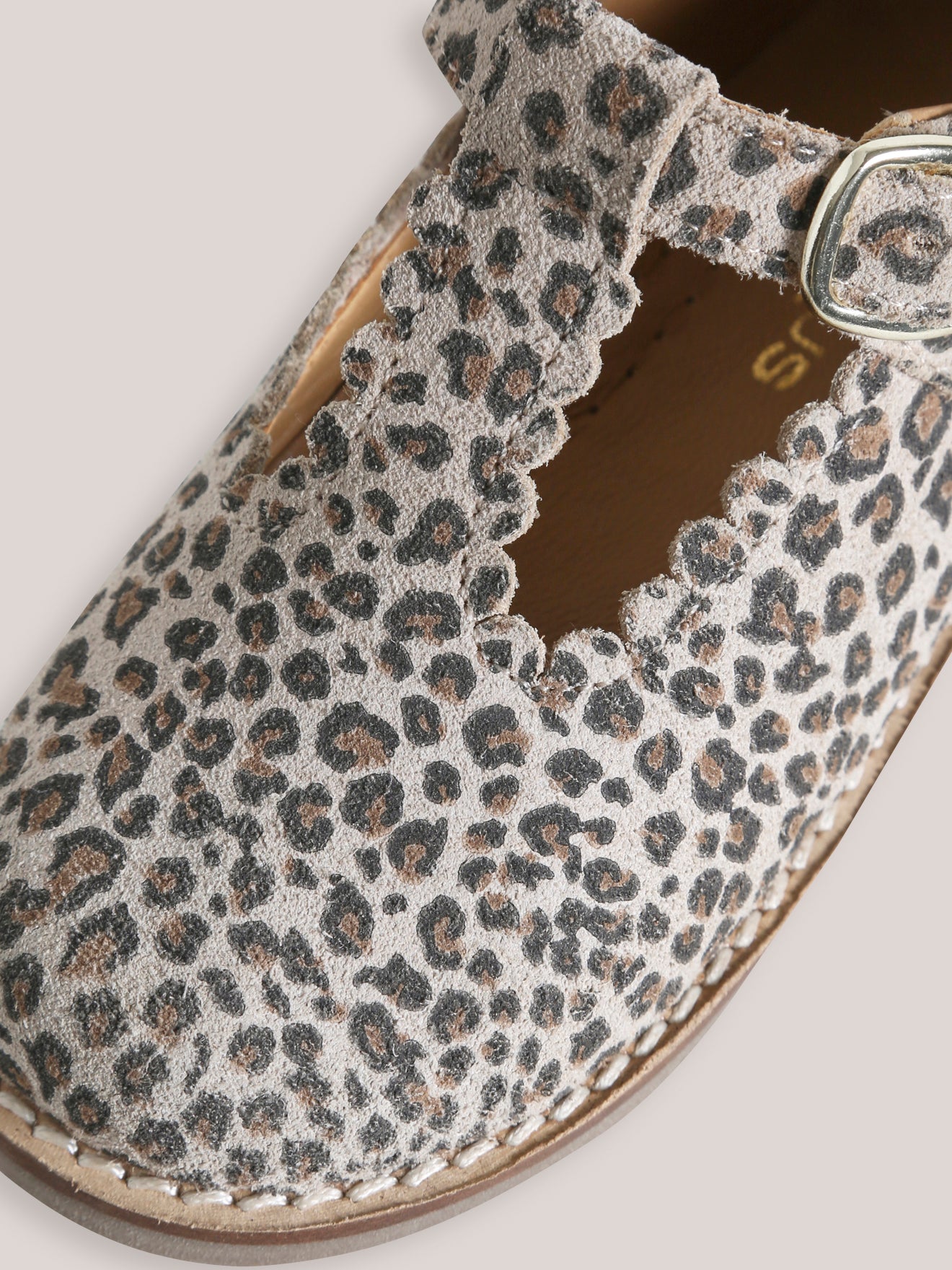 Girl's leather leopard motif T-strap shoes