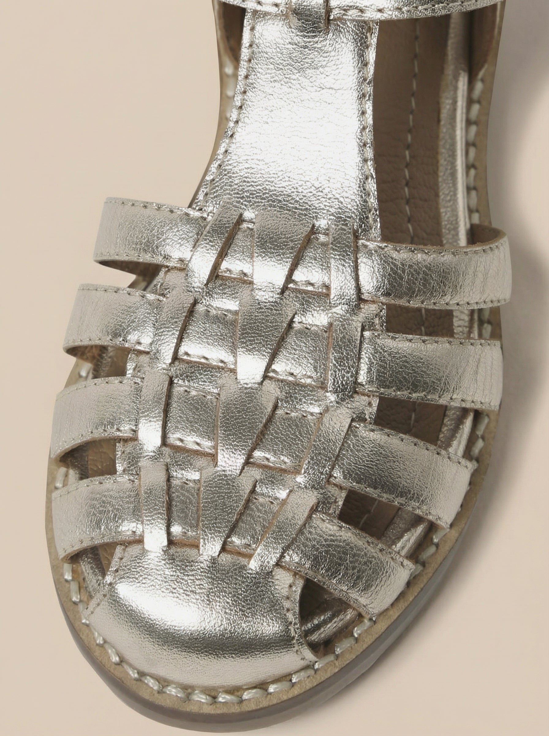 Sandales en cuir irisé fille