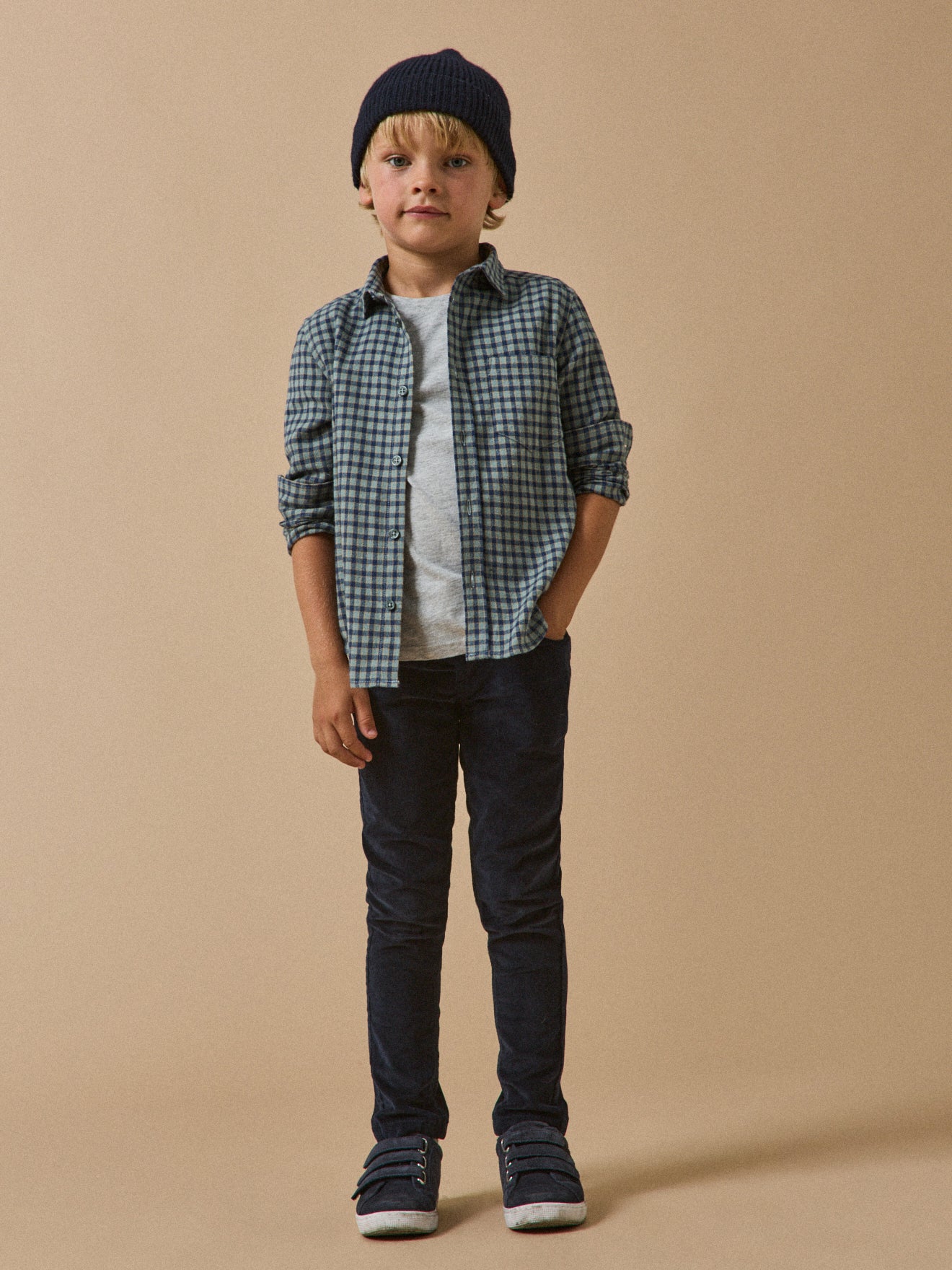 Boy's slim-fit corduroy trousers