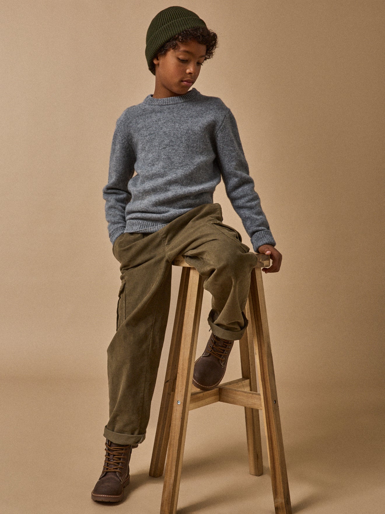 Boy's corduroy cargo trousers
