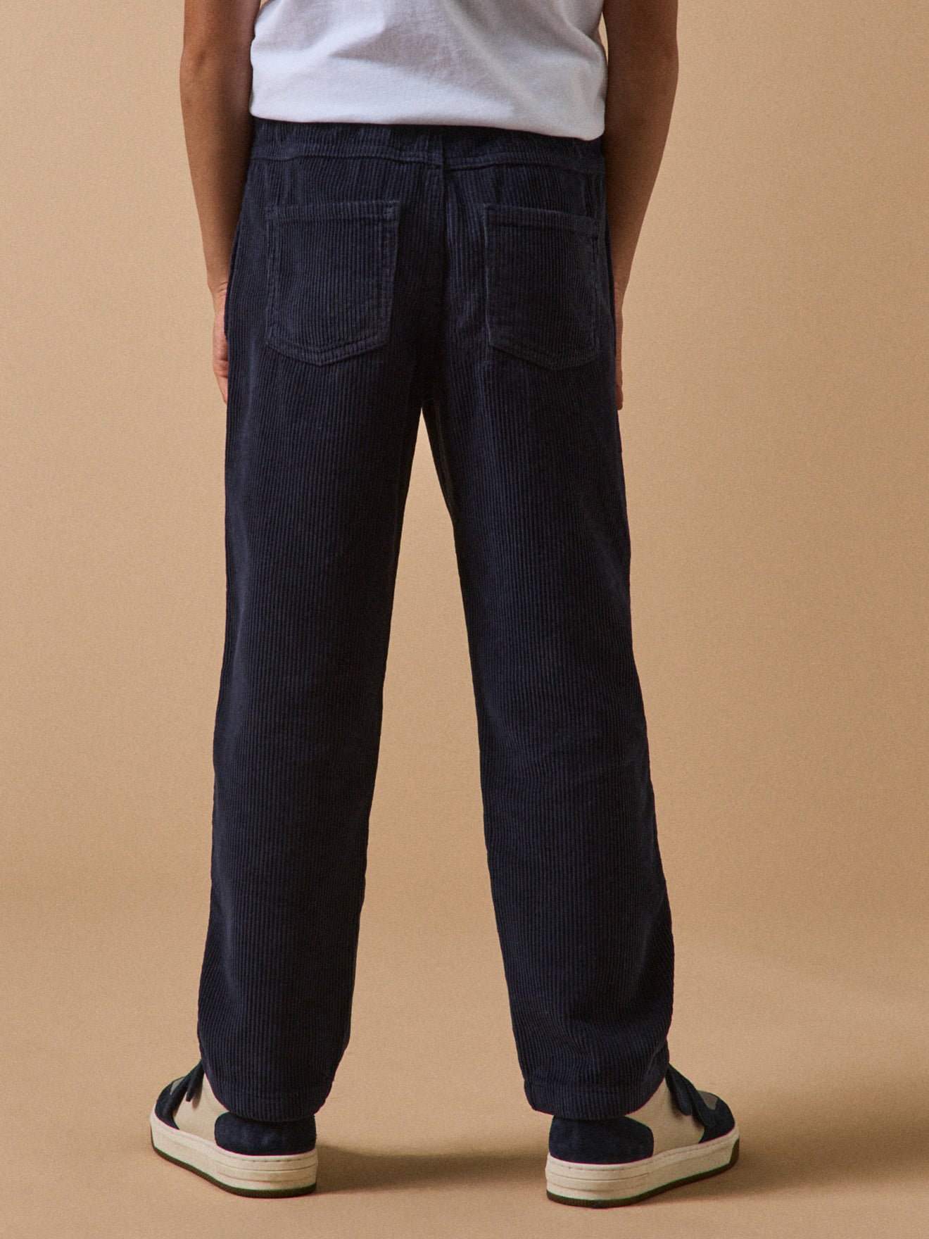Boy's loose corduroy trousers