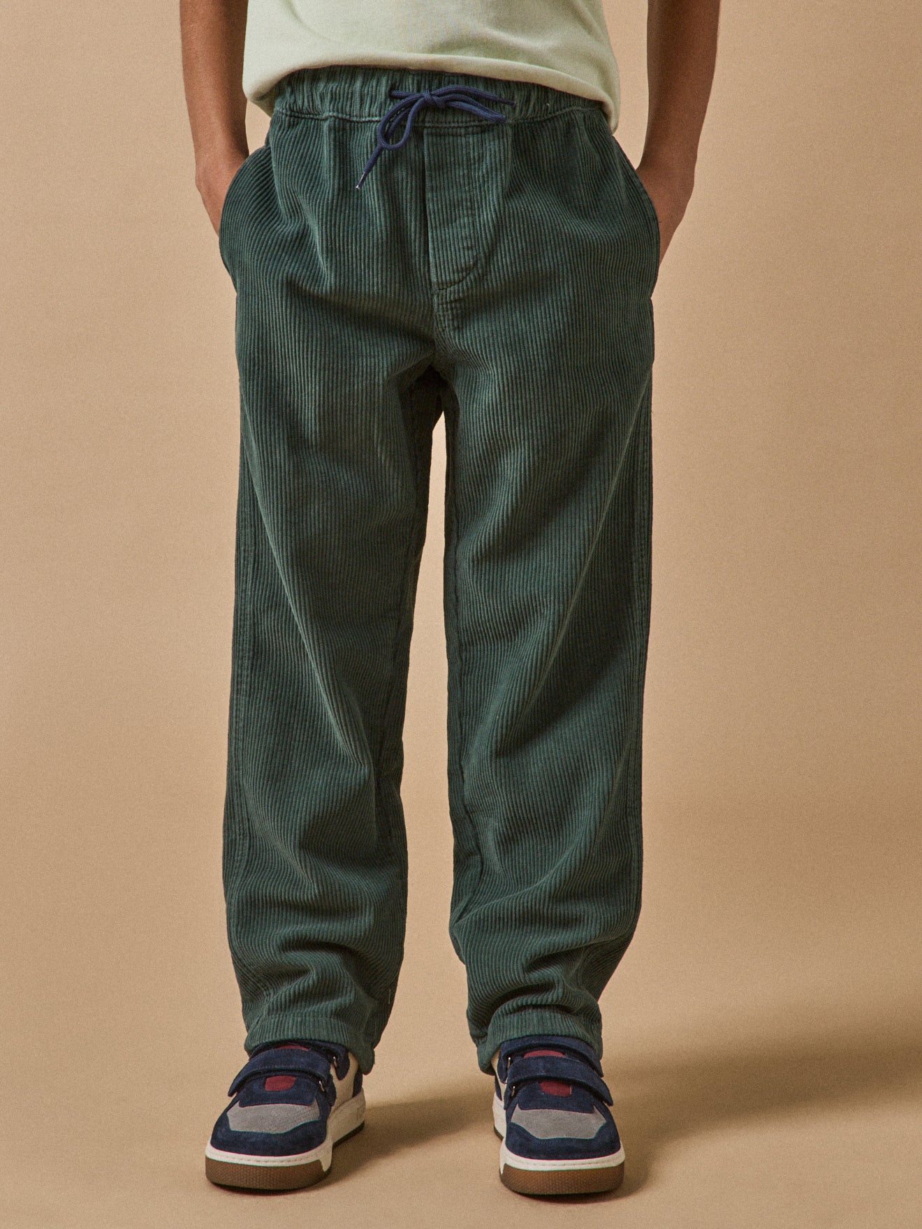 Pantalon relax en velours côtelé garçon