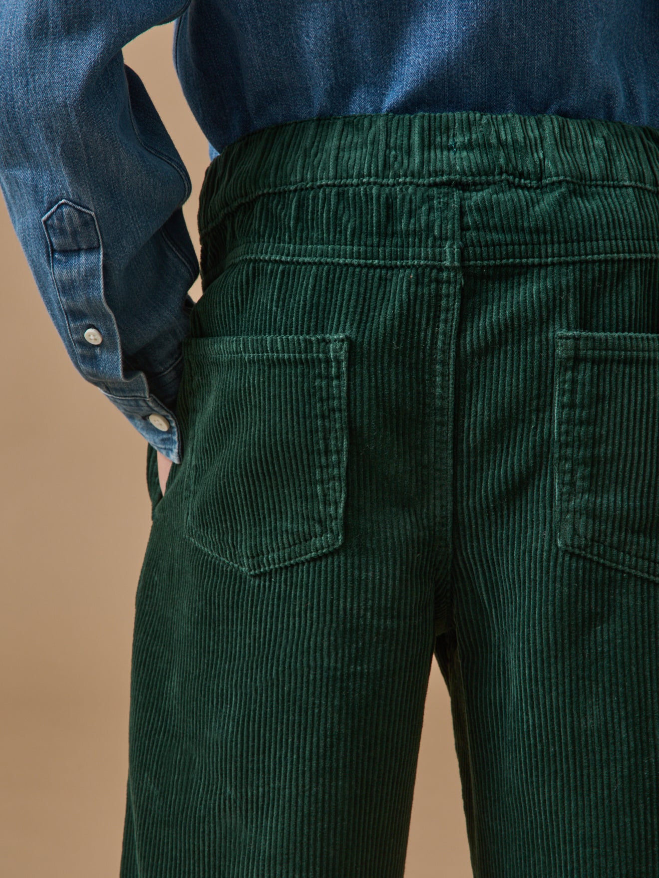 Boy's loose corduroy trousers