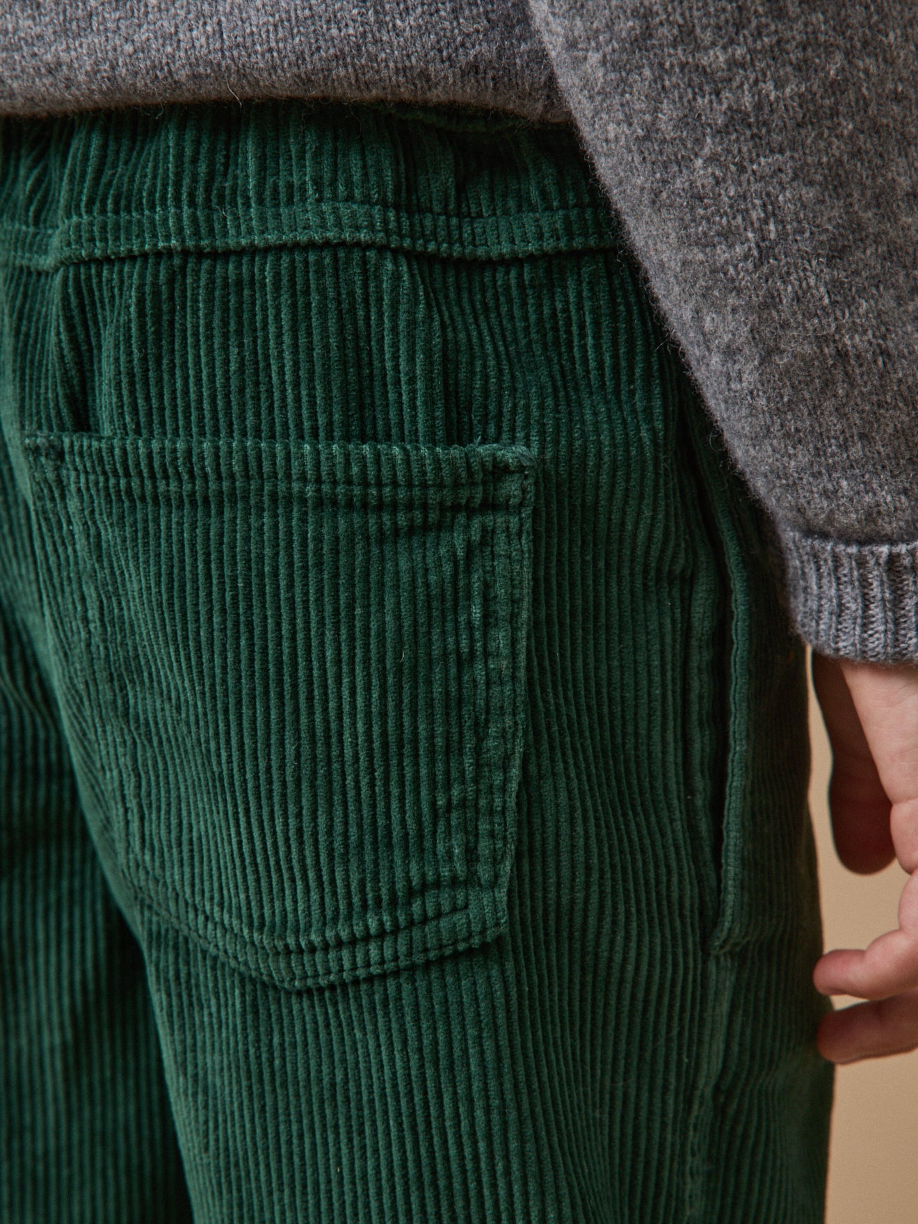 Boy's loose corduroy trousers