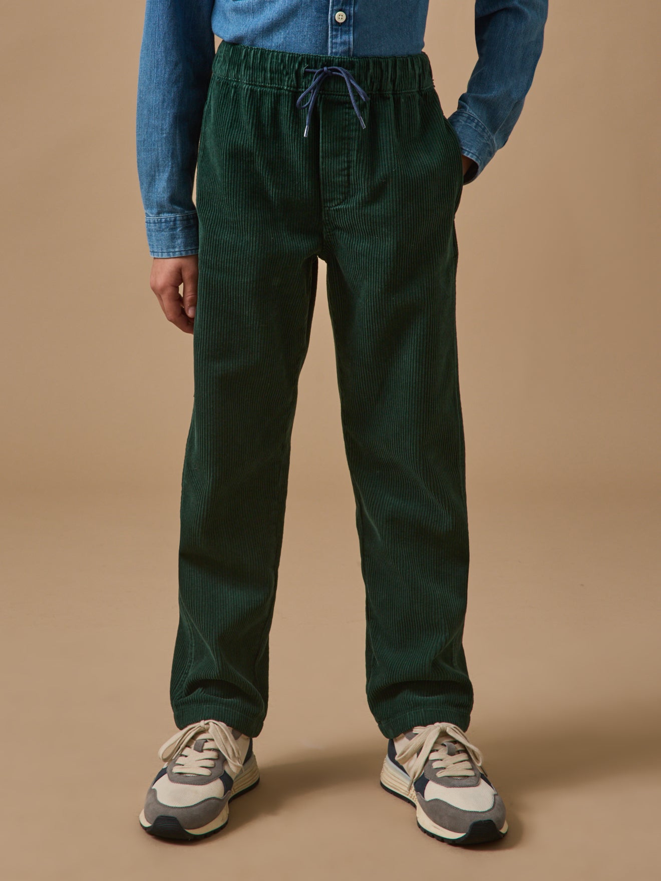 Boy's loose corduroy trousers