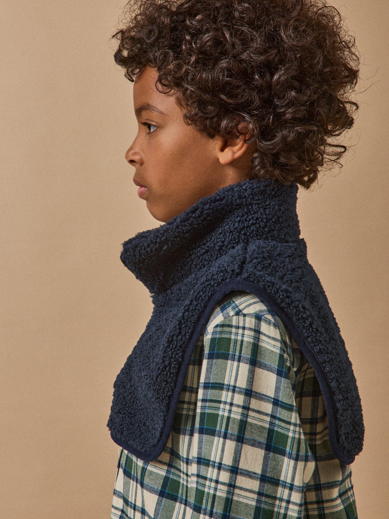 Boy's sherpa false collar