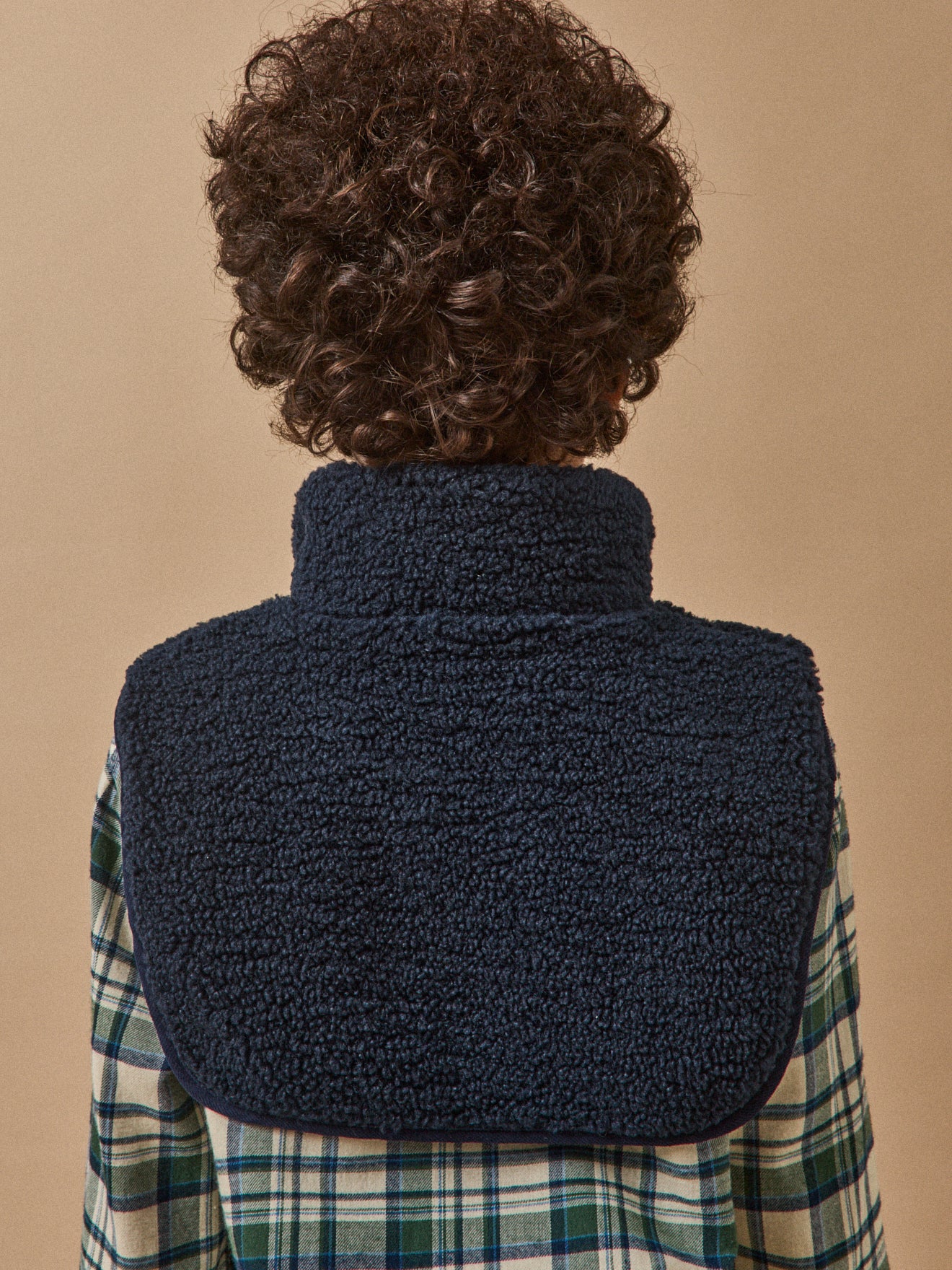 Boy's sherpa false collar