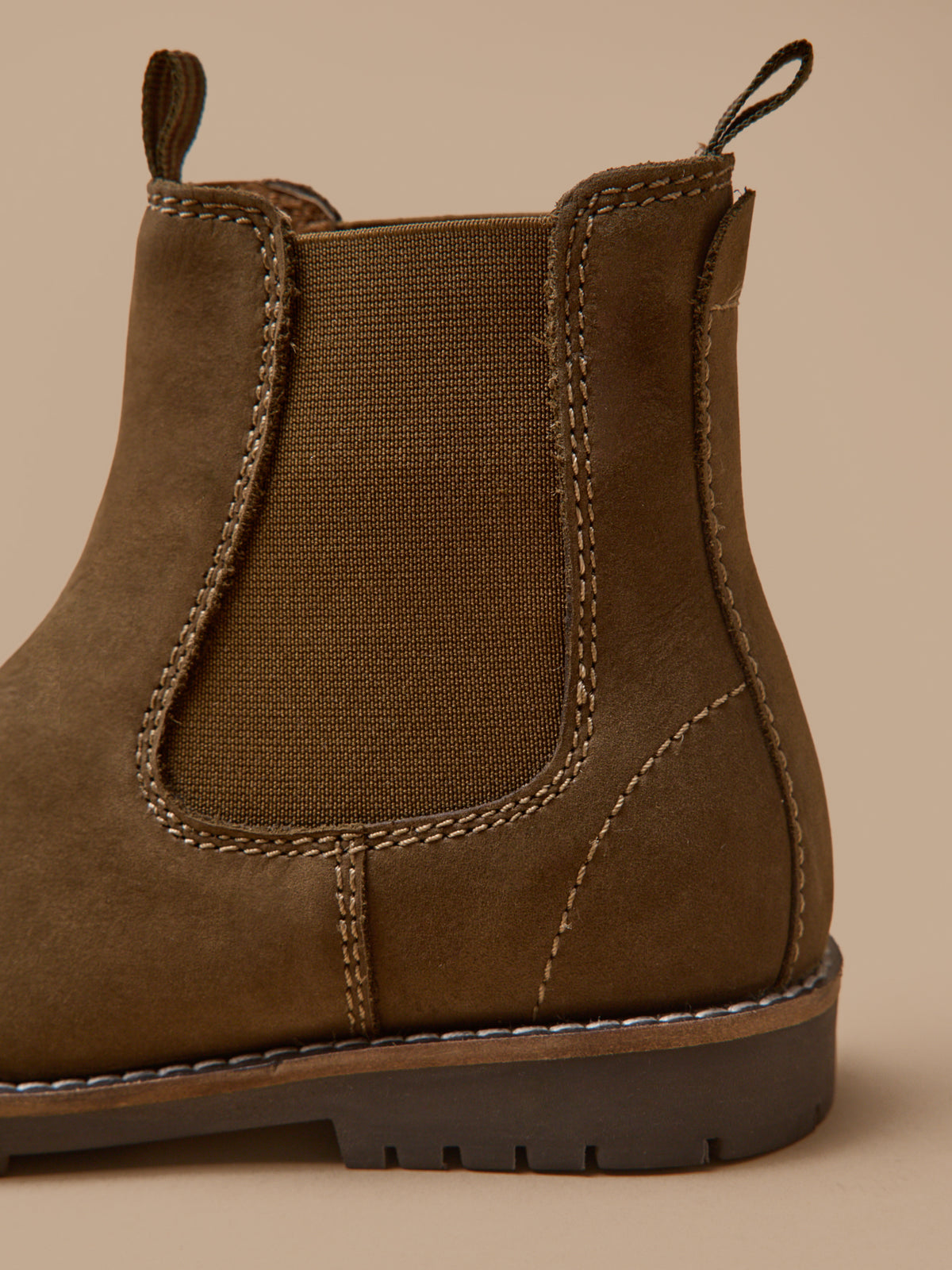 Boy's nubuck leather Chelsea boots