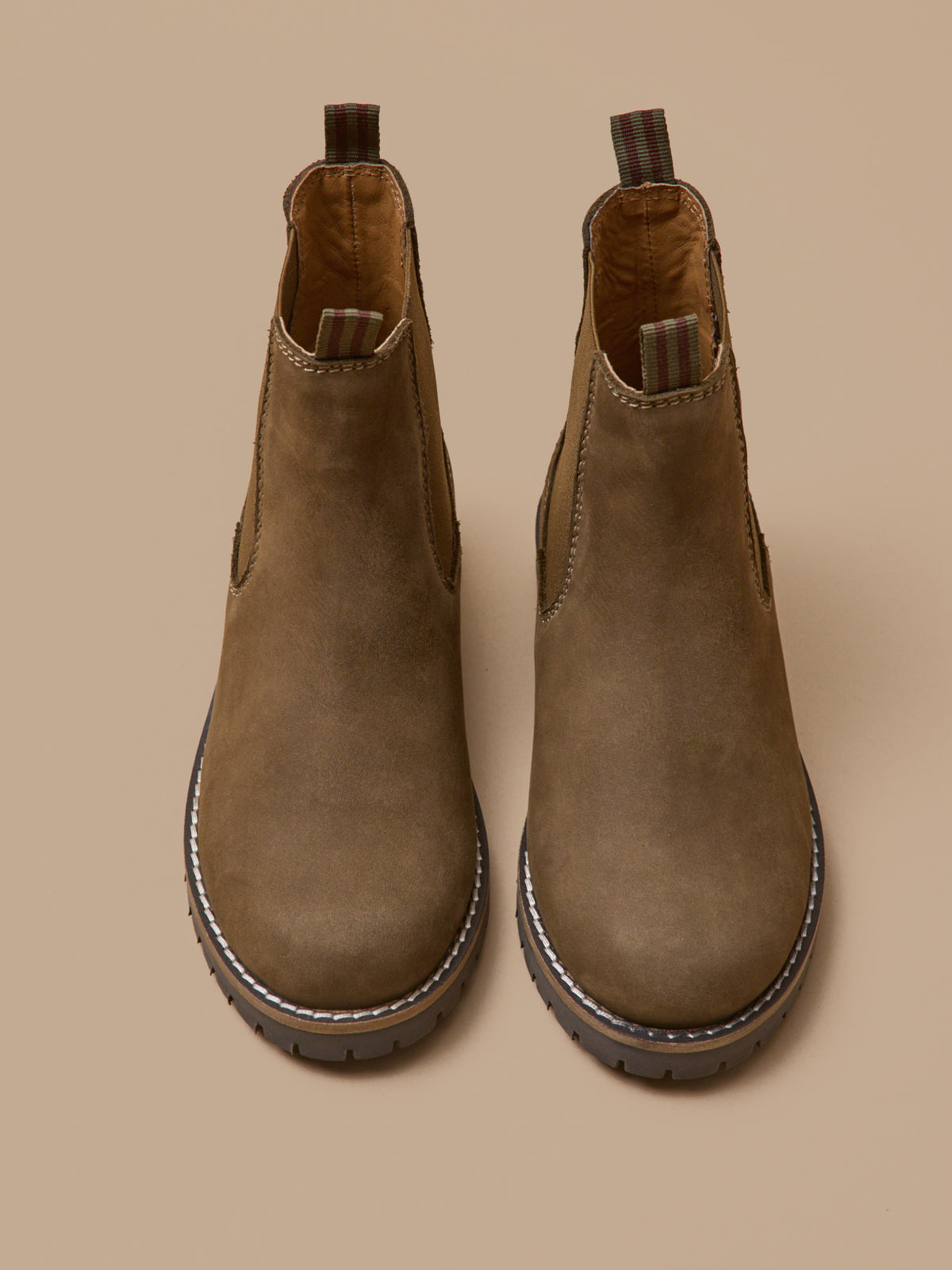 Boy's nubuck leather Chelsea boots