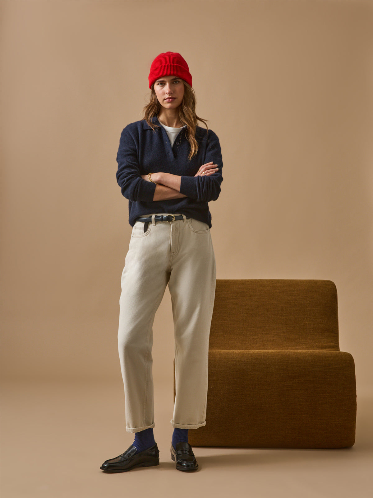 LOOKBOOK_DENIM_FEMME_DROIT_BLANCAVEC_PULL_MARINE_5477dc0e-319a-4e80-b4bb-9fc8b0532e48