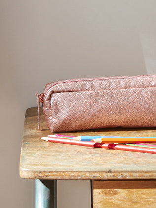 Glittery-coated pencil case